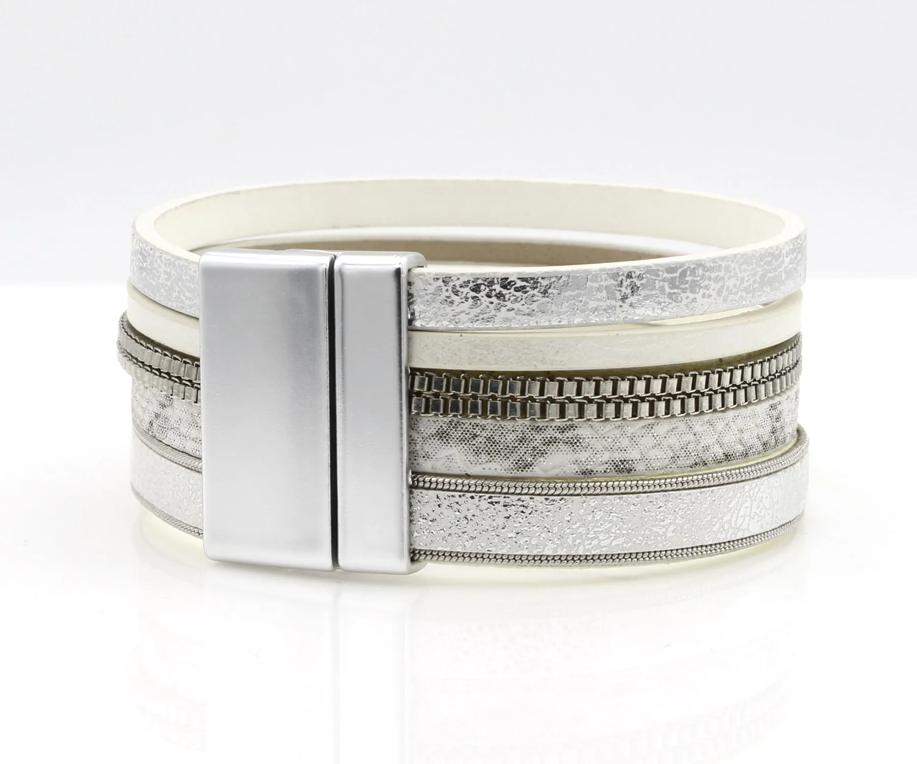 Casual Chains Matte White Bracelet