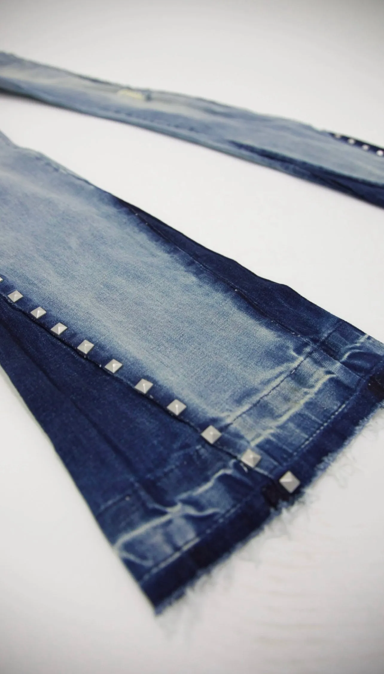 DENIM FLARE JEANS