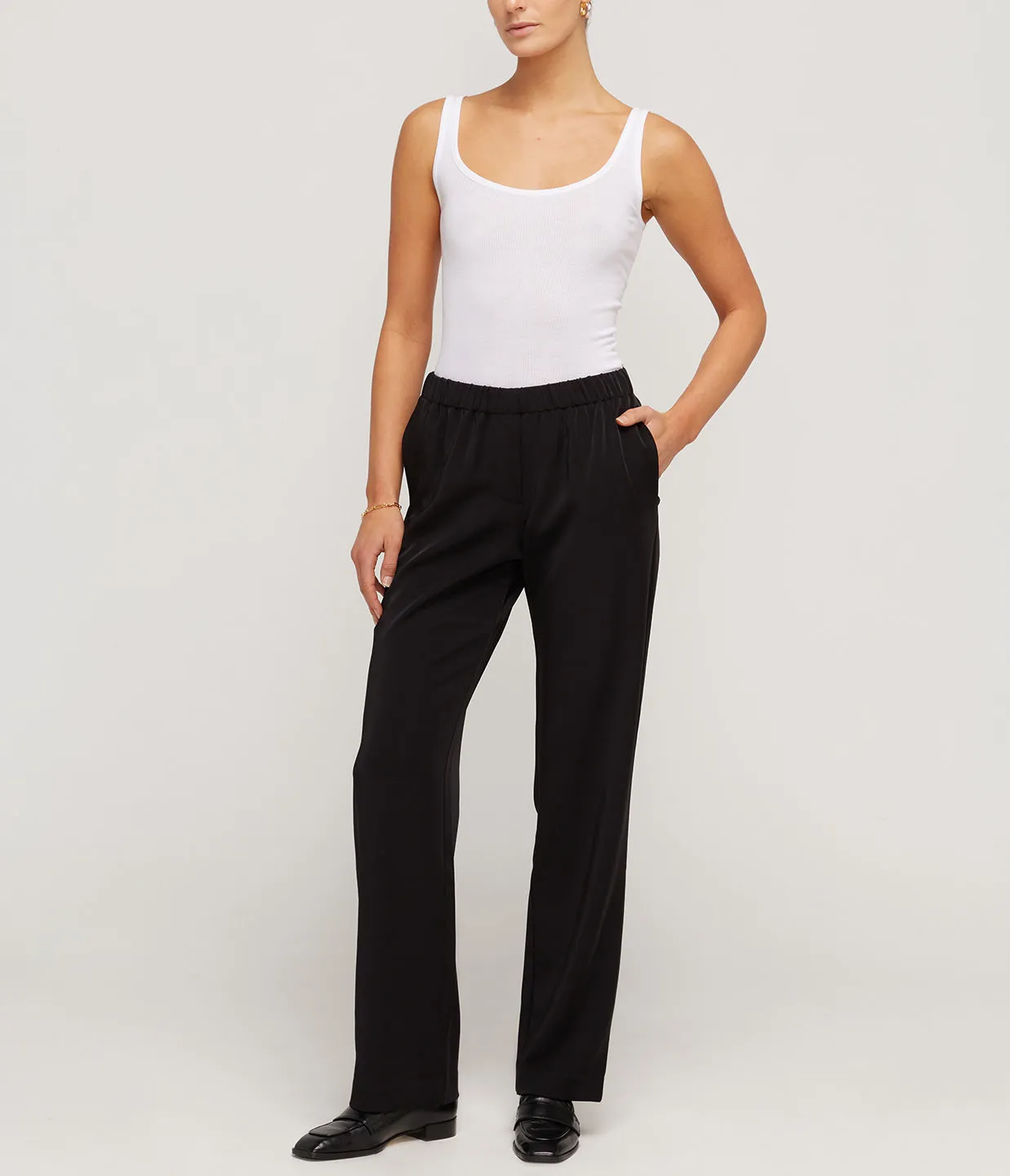 Hoys Straight Pants in Black