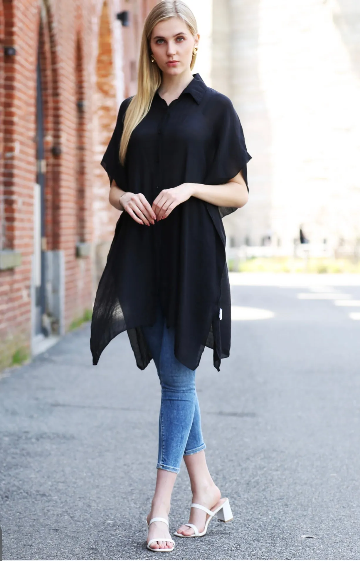Jane Oversized Long, Sleeveless Shirt